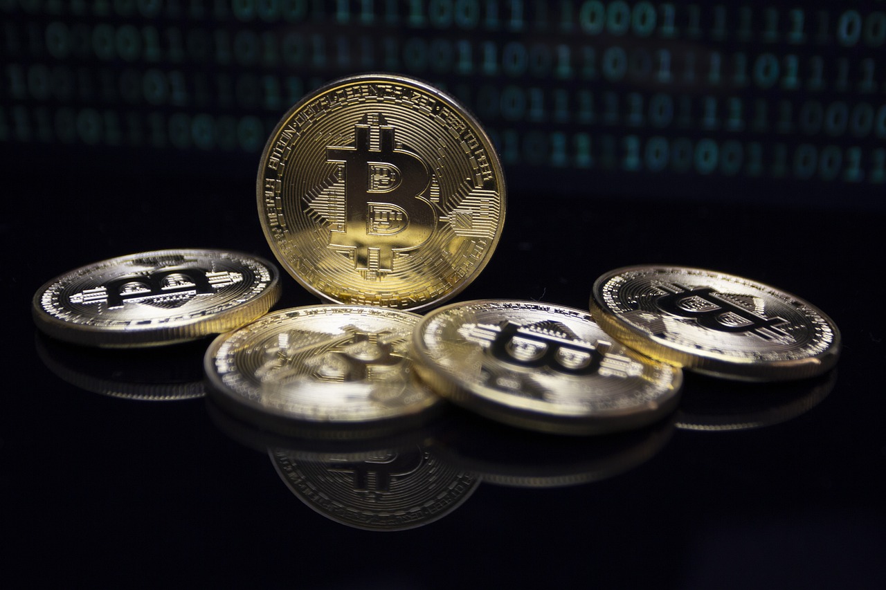 AI概念币ACT、IP 同步暴跌20% 又迅速反弹！诡异的币价走势引热议