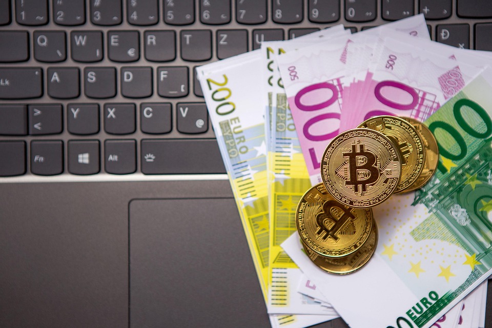 公链Solayer推出USDC结算的金融卡！刷卡有机会获得代币Layer